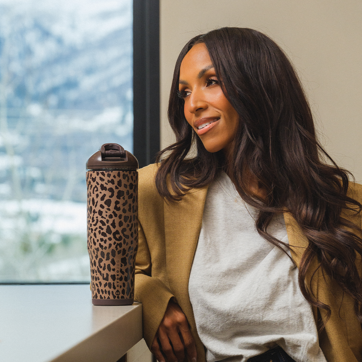 brown-leopard-32oz-946ml-j0 Ease32-BrownLeopard-WPI-8.png