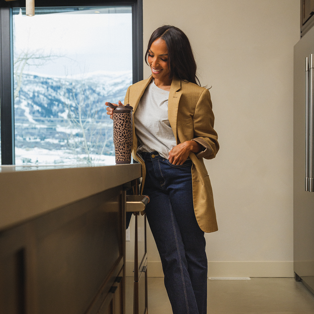 brown-leopard-32oz-946ml-j0 Ease32-BrownLeopard-WPI-9.png