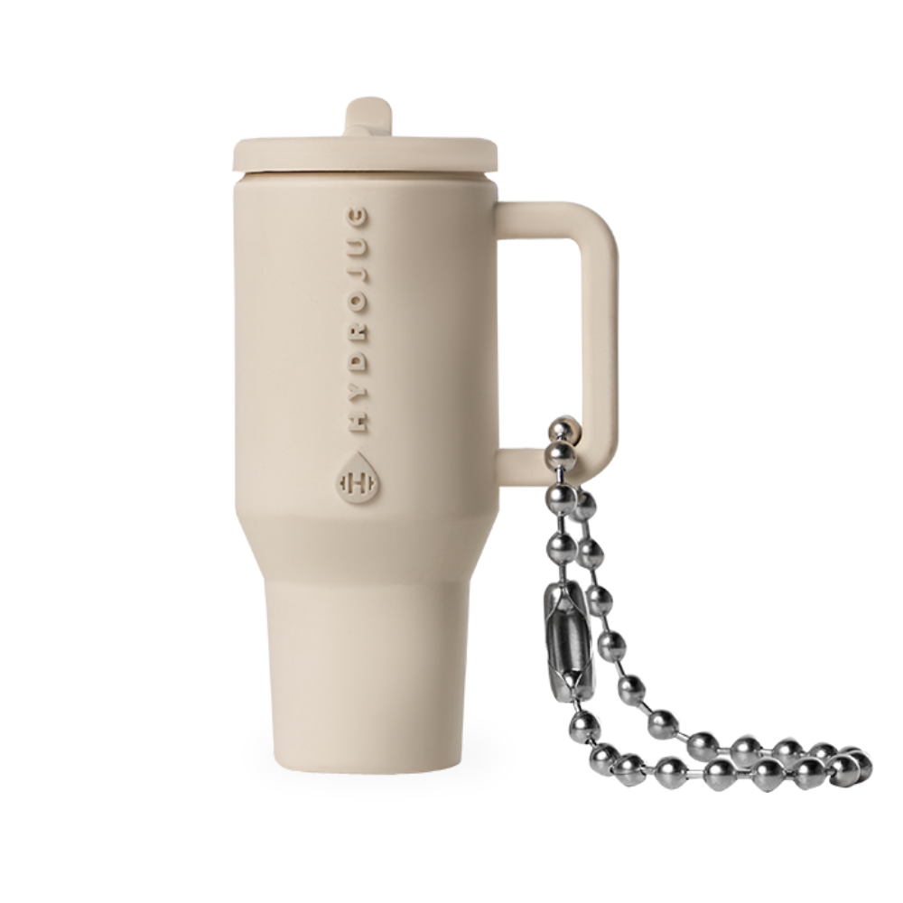 traveler-keychain-y4 Web-ProductImages-TravelerKeychain-Cream_07e52476-05b2-44c2-9c8a-b04b228bec92.png